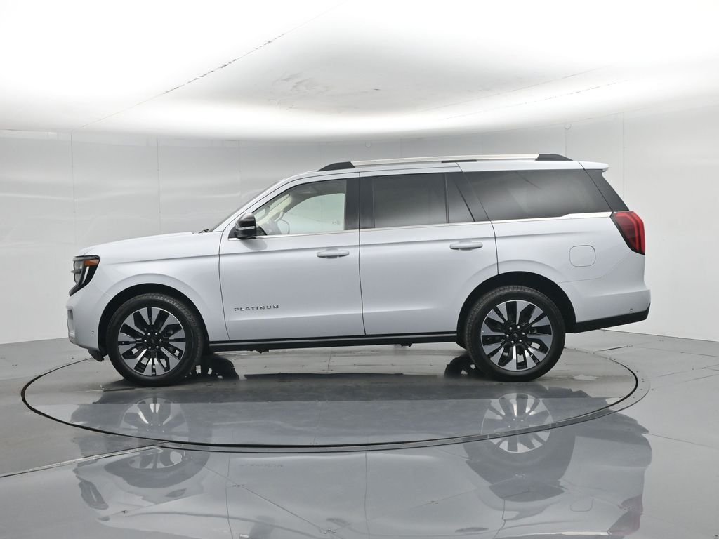 Used 2025 Silver Ford Platinum image 37