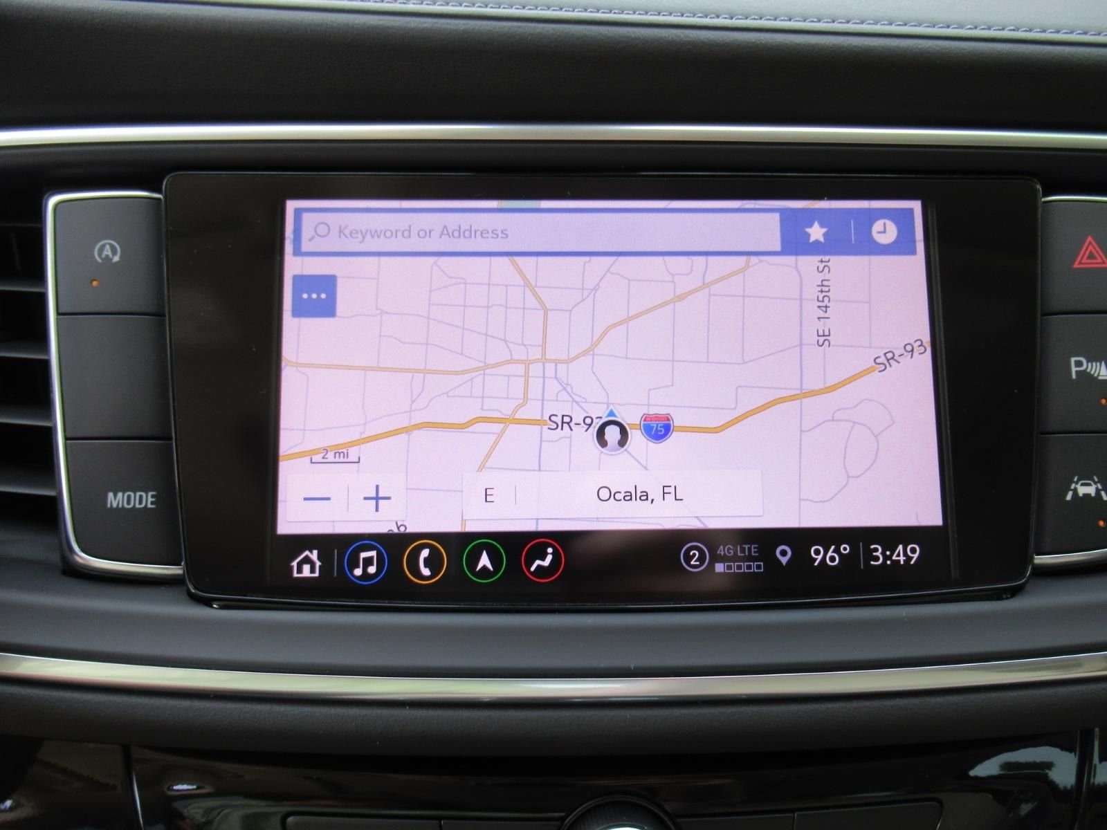 Used 2024 White Buick Avenir image 27