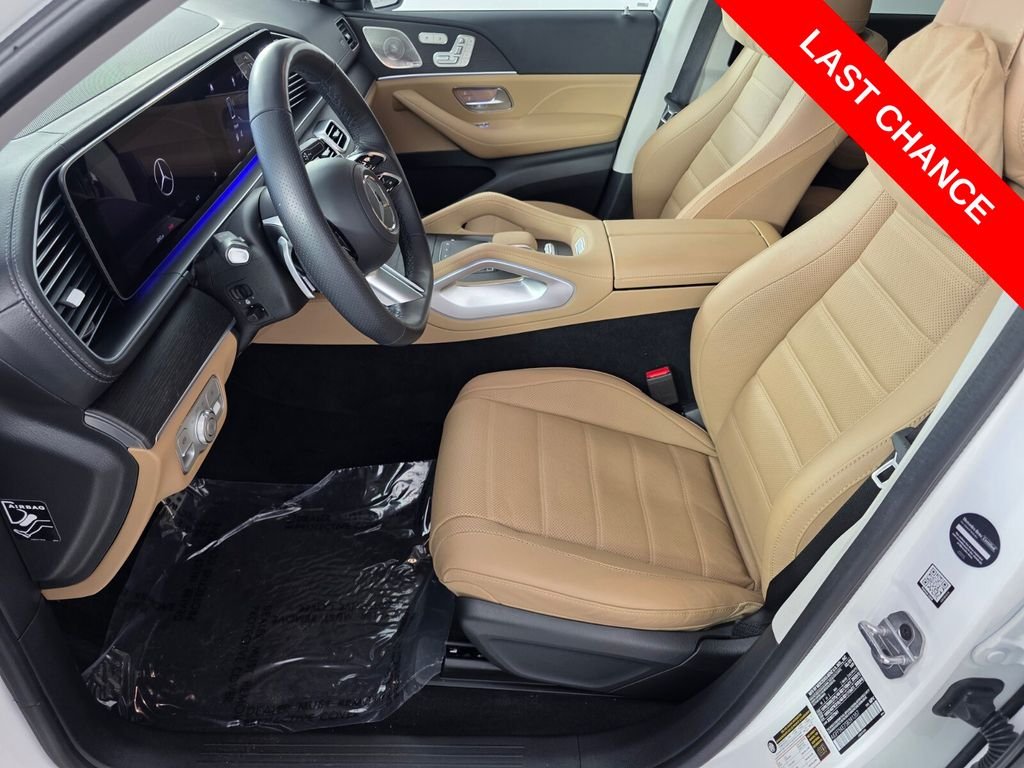 Certified Used 2025 Black Mercedes-Benz GLS 450 image 9