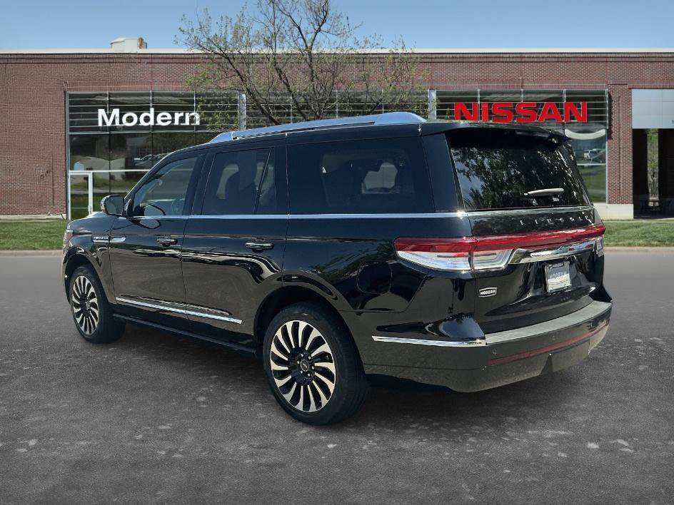 Used 2022 Black Metallic Lincoln Black Label image 2