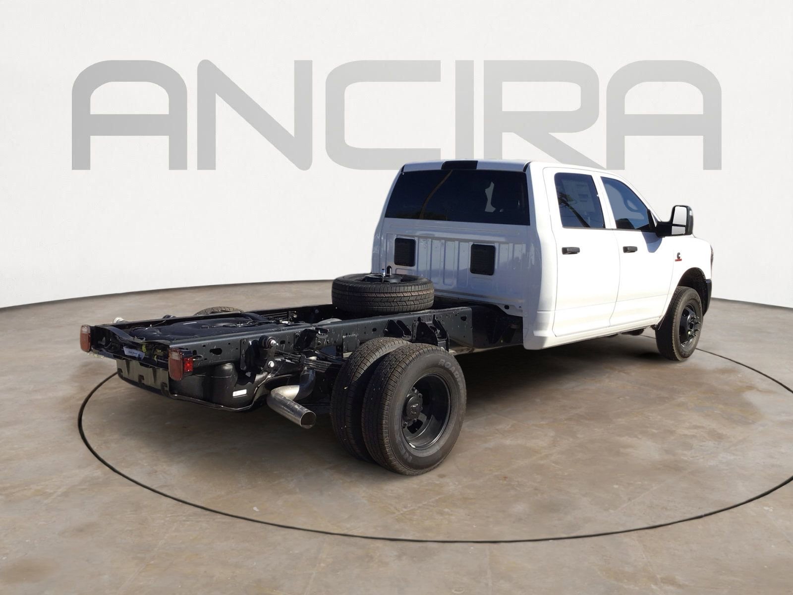 New 2026 Bright White Clearcoat RAM Tradesman image 10
