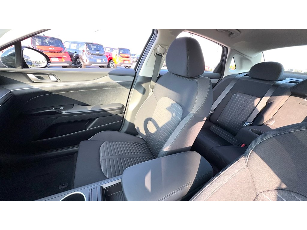 New 2026 Aurora Black Pearl Kia LXS FWD image 9