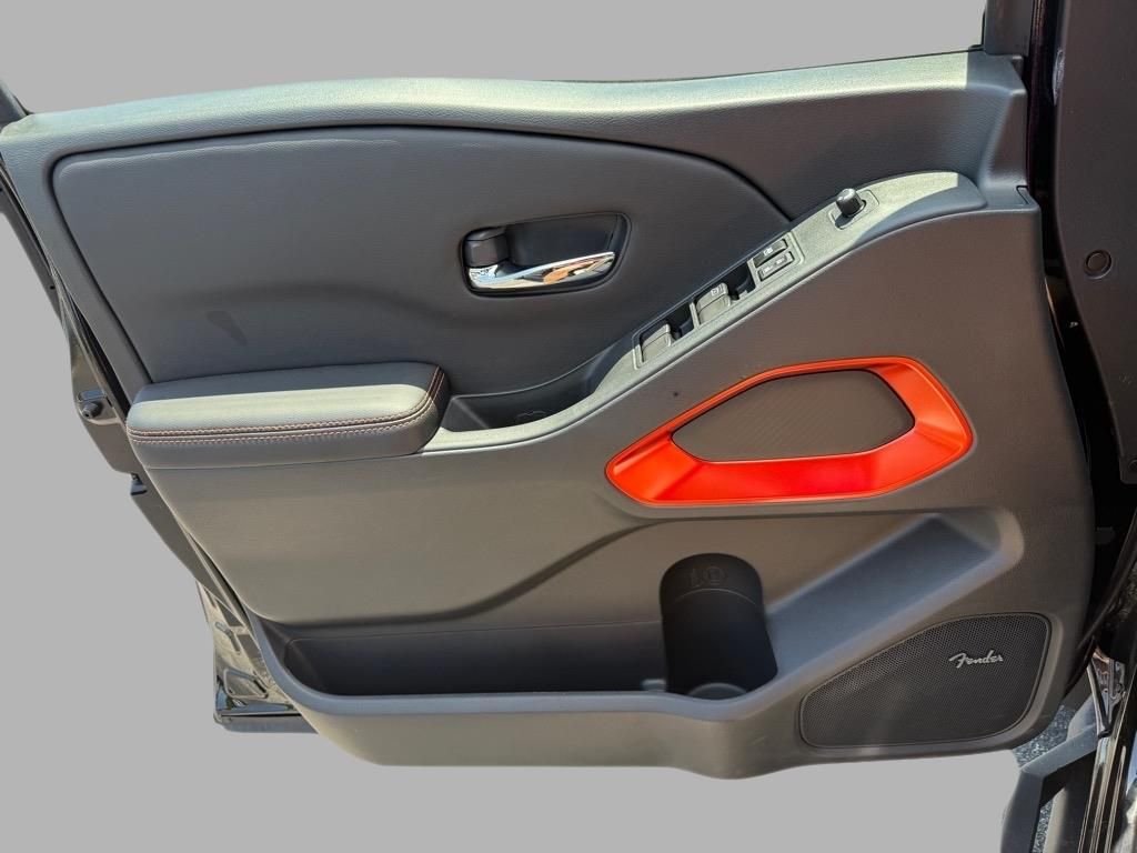 2025 Nissan Frontier PRO-4X - Photo 14