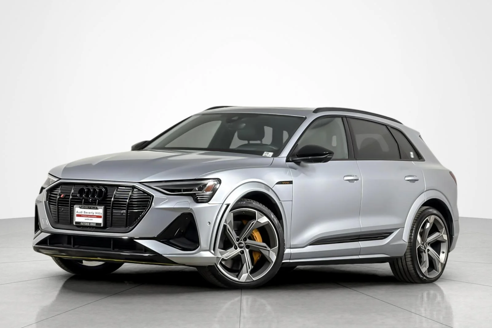 2023 Audi e-tron S 95 kWh Prestige quattro's photo