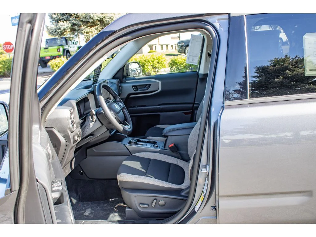 New 2026 CARBONIZED GRAY METALLIC Ford Big Bend image 27