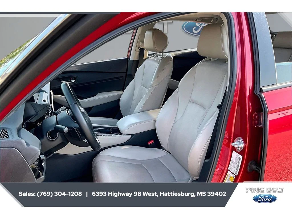 Used 2025 Red Honda Touring image 18