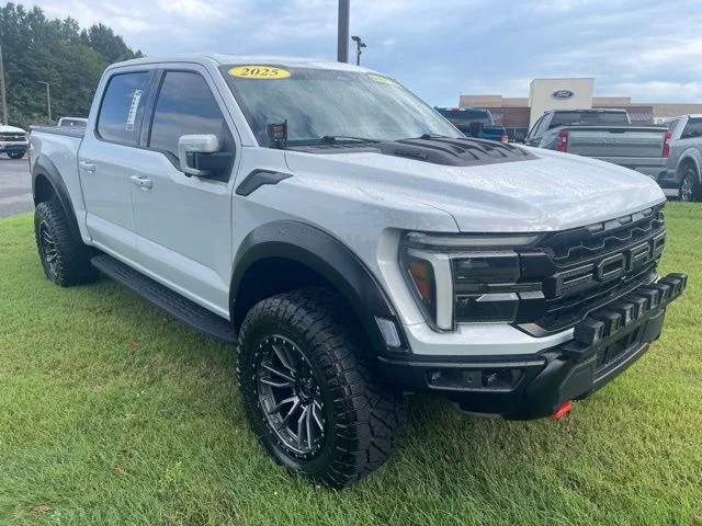 Used 2025 White Ford Raptor R image 7