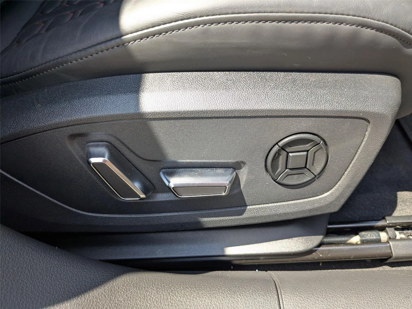 Used 2022 Sebring Black Crystal Effect AUDI  image 36