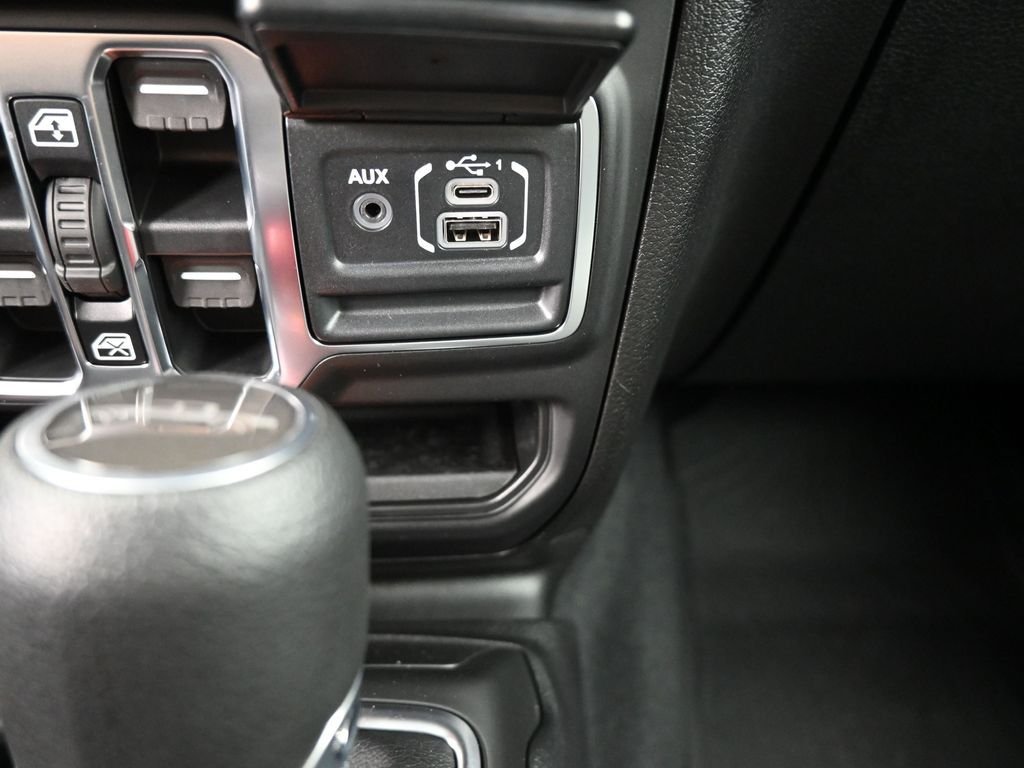 New 2026 Hydro Blue Pearlcoat Jeep Sport S image 4