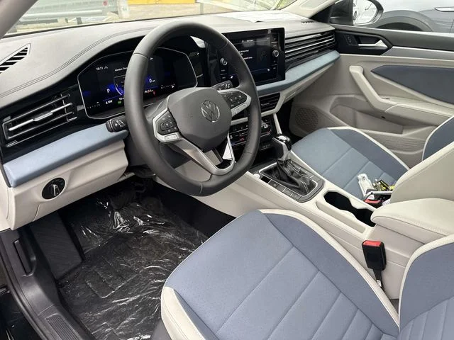 New 2026 White Volkswagen 1.5T SE image 14