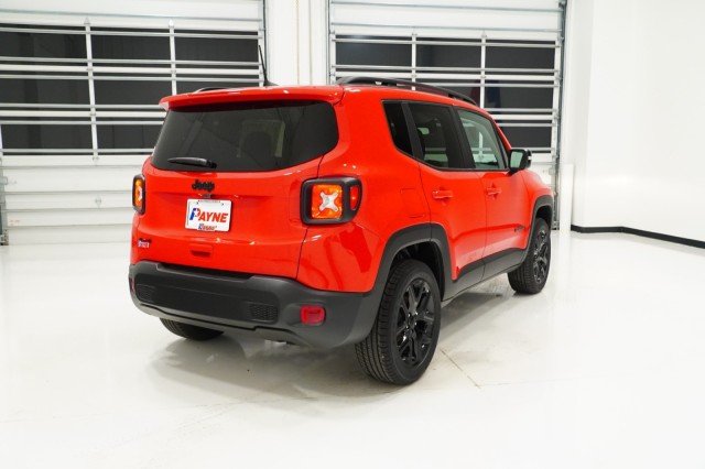 Used 2023 Colorado Red Clearcoat Jeep Altitude image 5