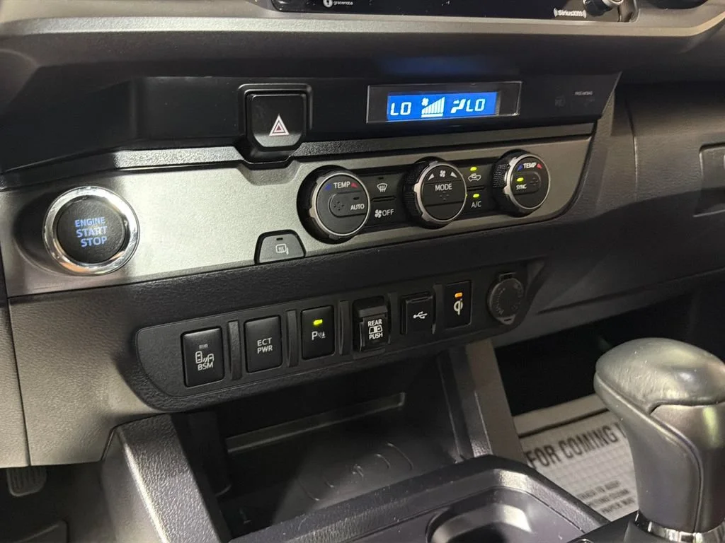 2022 Toyota Tacoma TRD Sport - Photo 24