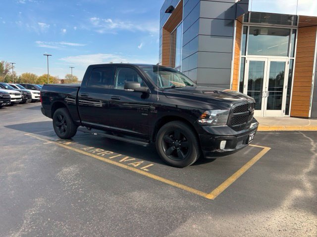 Used 2019 Brilliant Black Crystal Pearlcoat Ram SLT image 2