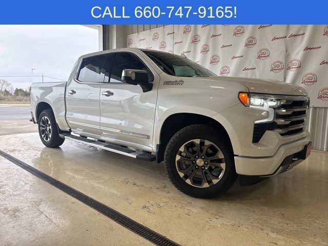 Used 2025 Chevrolet Silverado 1500 High Country with VIN 1GCUKJE88SZ218962 for sale in Kansas City