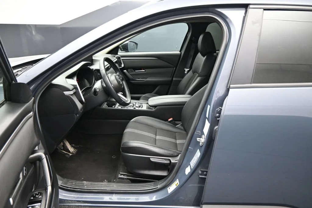 Used 2025 Gray Mazda 2.5 S Select Package image 9