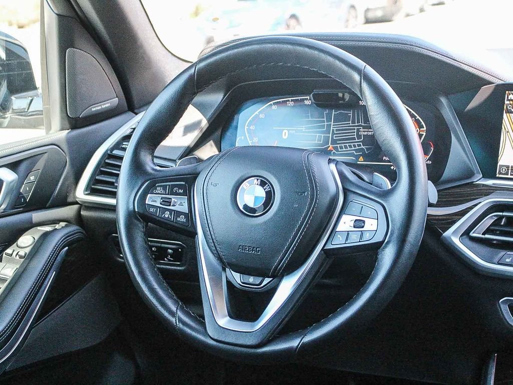 Used 2023 White BMW sDrive40i image 14