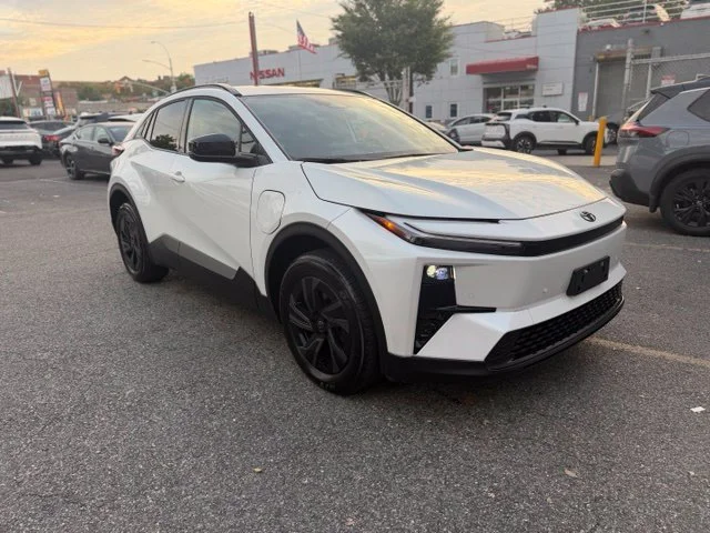 Used 2026 Toyota C-HR SE with VIN JTMAAAAD5TJ011499 for sale in Woodside, NY