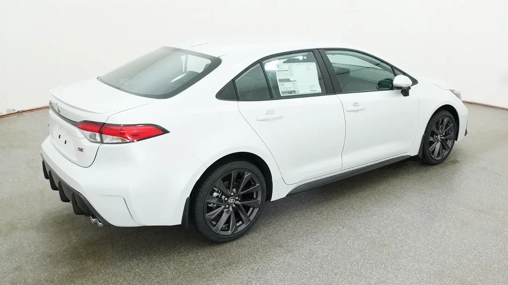New 2026 Wind Chill Pearl Toyota SE image 18