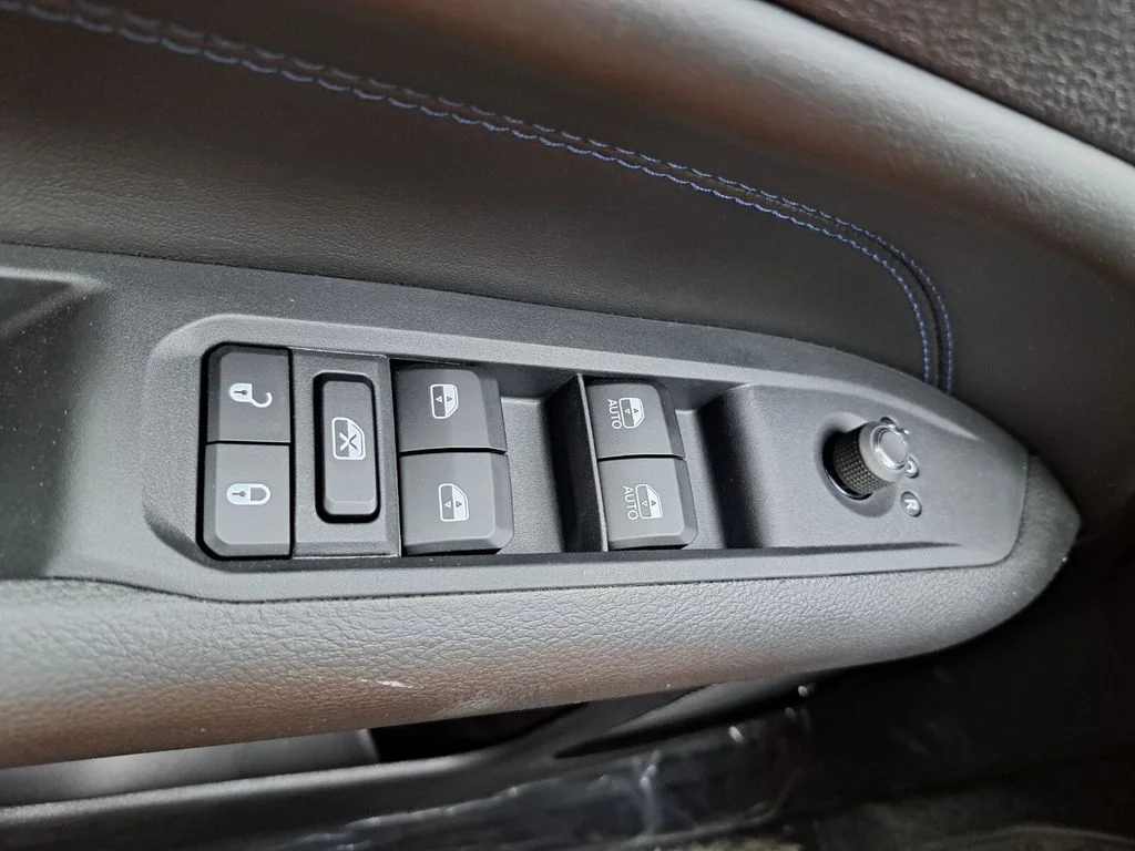New 2026 Silver Jeep Latitude image 17