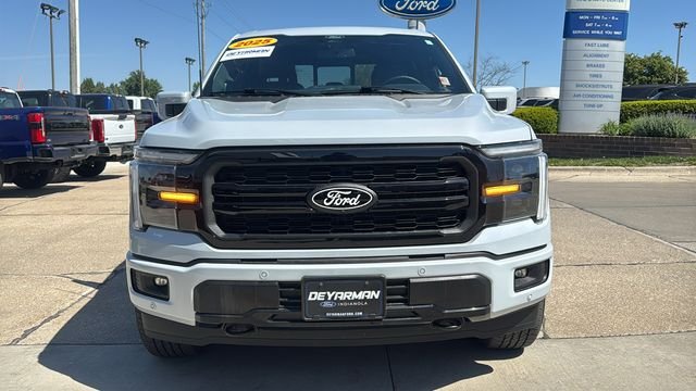 Used 2025 White Ford Lariat image 4