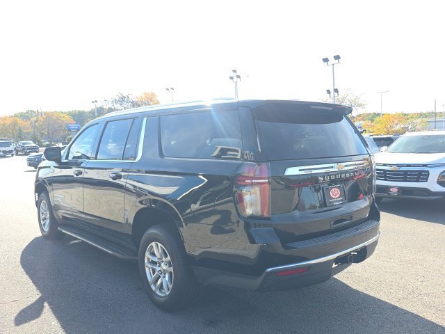 Used 2021 BLACK Chevrolet LT image 4
