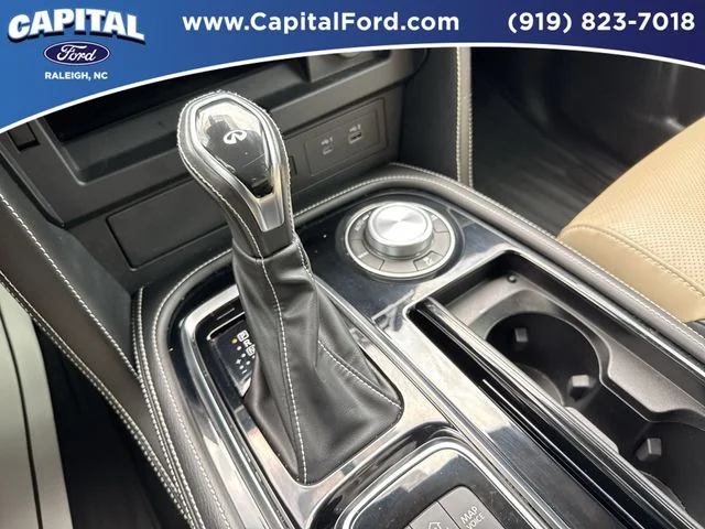Used 2023 Black INFINITI Premium Select image 31