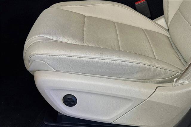New 2026 Polar White Mercedes-Benz GLE 350 image 47