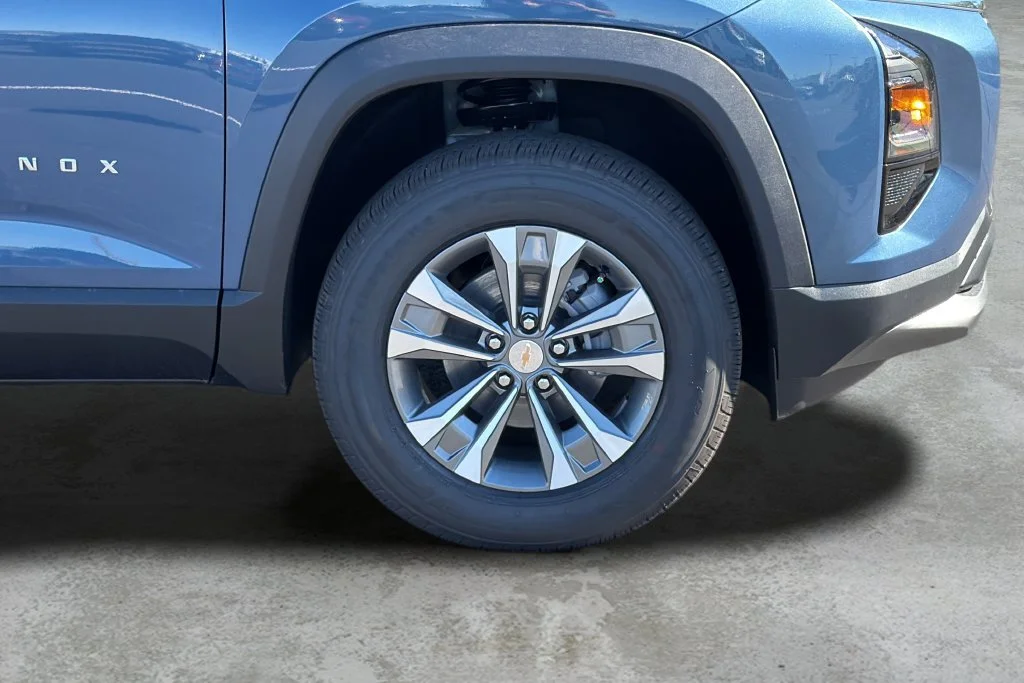 New 2027 Lakeshore Blue Metallic Chevrolet LT image 9