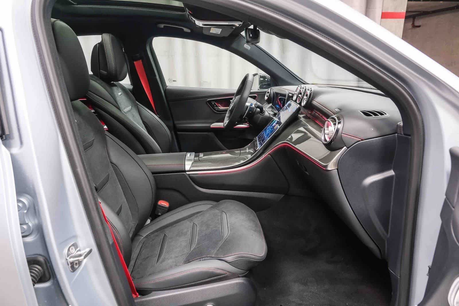 New 2026 MANUFAKTUR Cirrus Silver Magno Mercedes-Benz AMG® GLC 43 4MATIC Coupe image 62