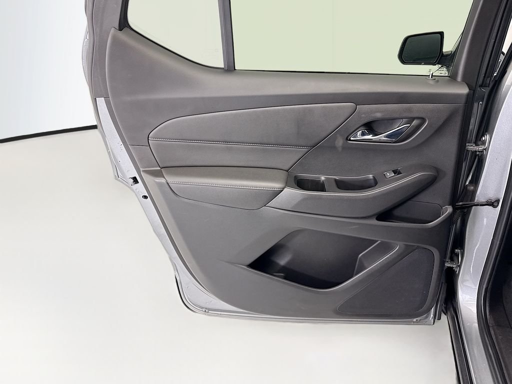 2023 Chevrolet Traverse 1LT - Photo 24