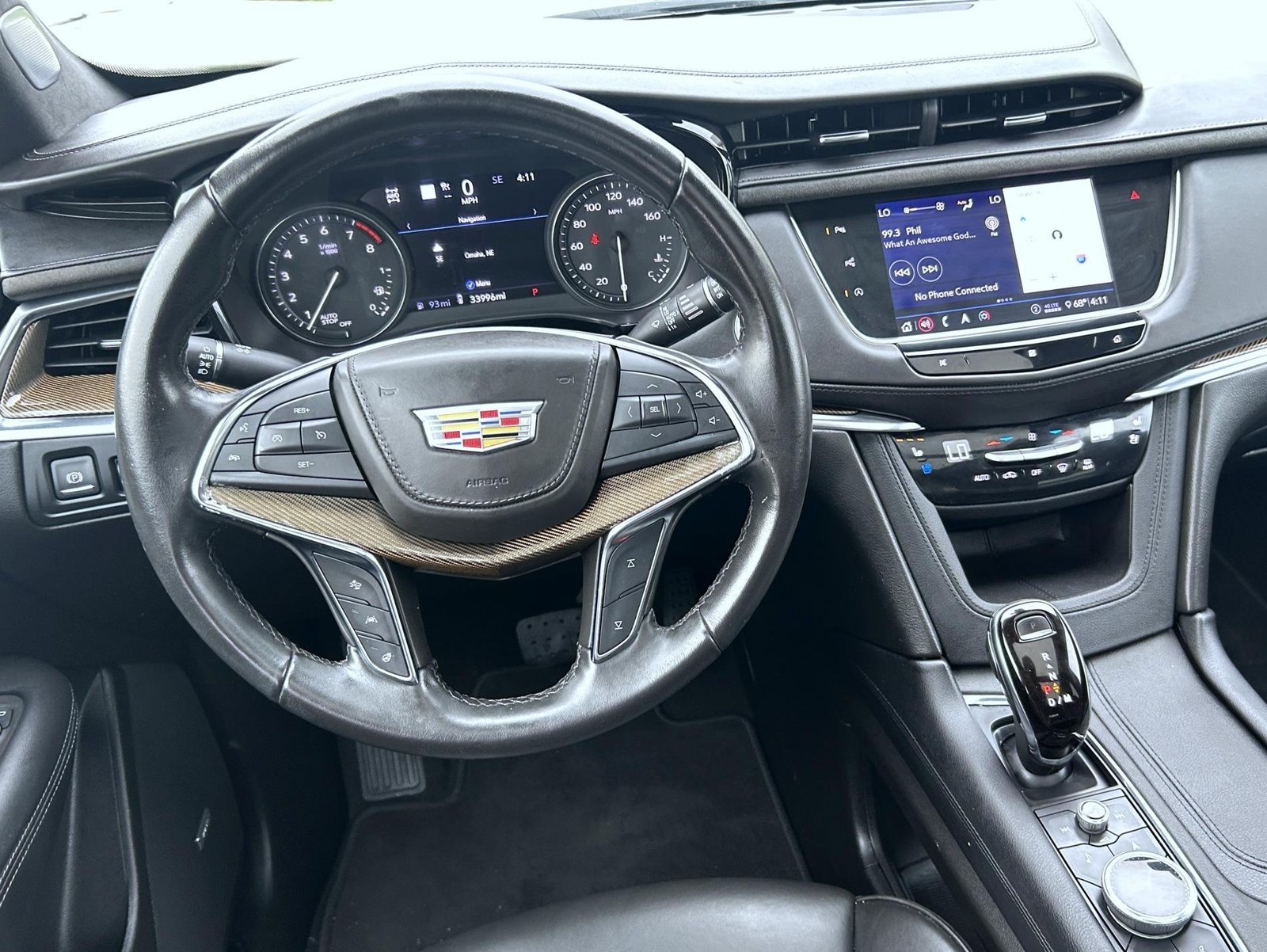 Used 2020 Silver Cadillac Premium Luxury image 16