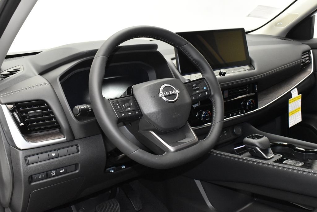 New 2026 Everest White Pearl TriCoat Nissan Platinum image 16