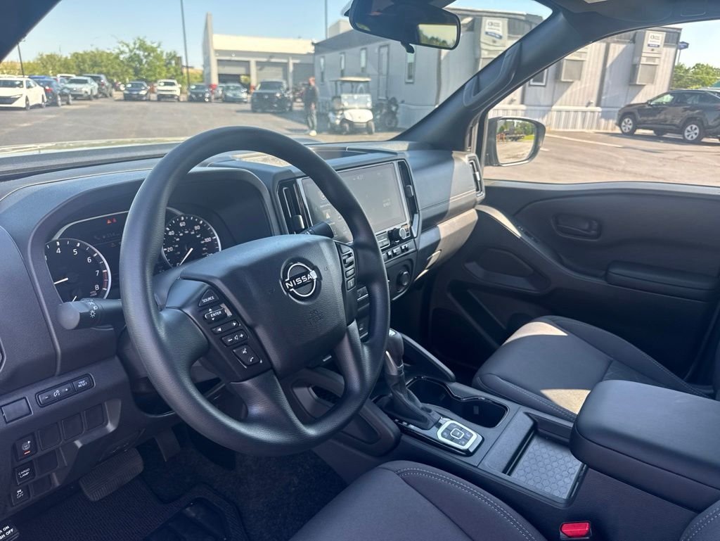 New 2026 Super Black Nissan Crew Cab SV image 13