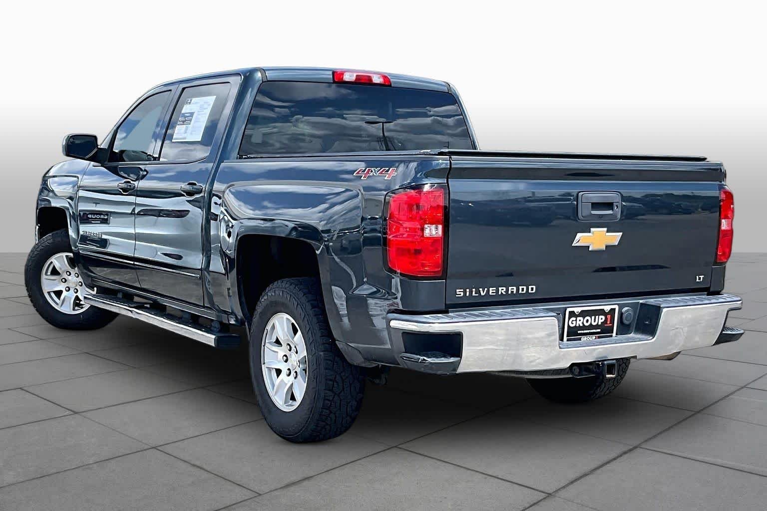 Used 2017 Graphite Metallic Chevrolet LT image 10