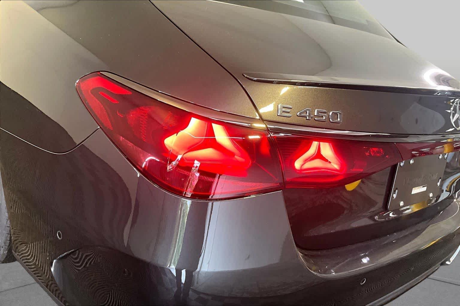 New 2027 Graphite Grey Metallic Mercedes-Benz E 450 image 5