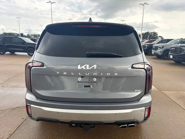 Used 2024 Gray Kia SX Prestige image 4