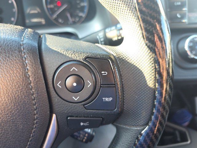 Used 2018 Gray Toyota LE image 16