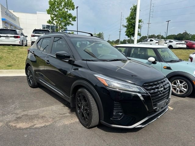 2022 Nissan Kicks SR - Photo 3