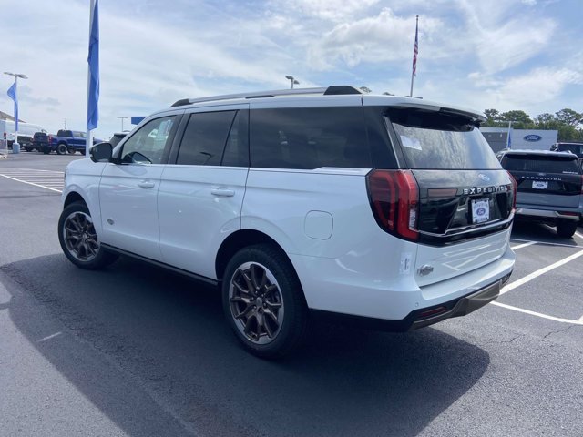 New 2026 Star White Metallic Tri-Coat Ford King Ranch image 4
