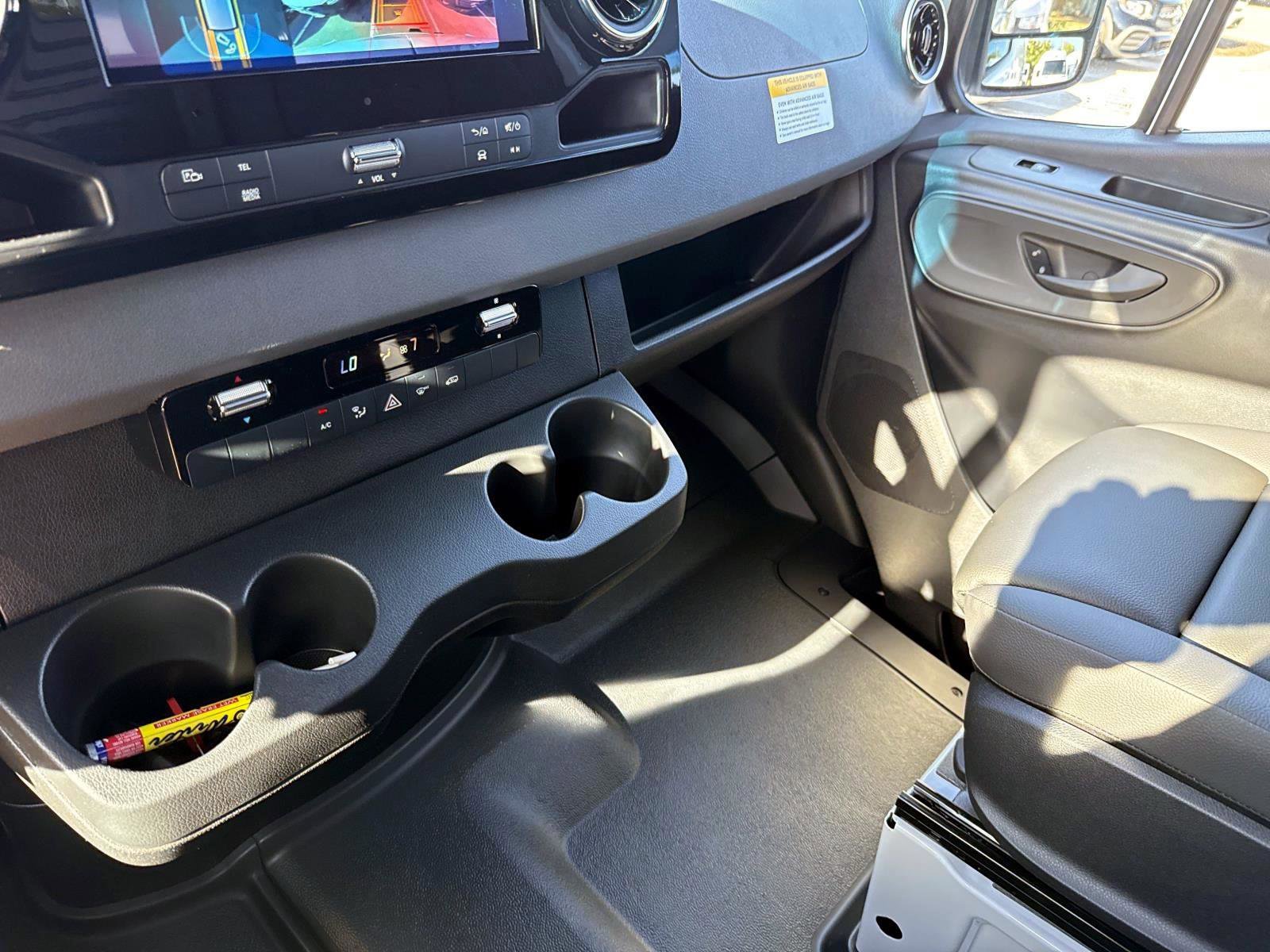 New 2026 Arctic White Sprinter Cargo 170 WB image 21