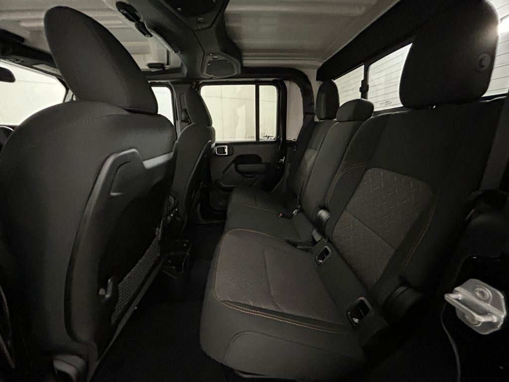 2025 Jeep Gladiator Mojave - Photo 19