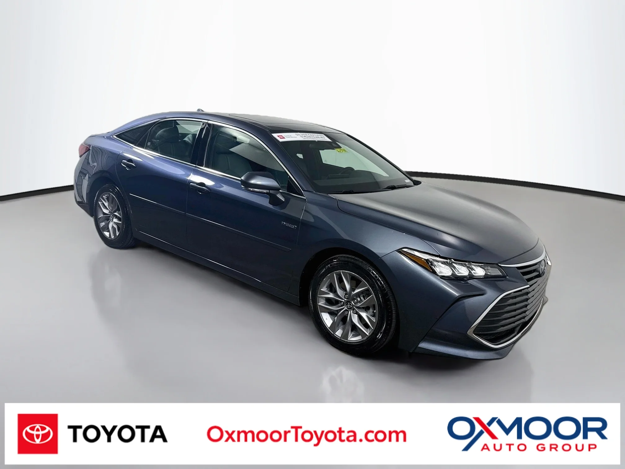 Used 2019 Harbor Gray Metallic Toyota Hybrid XLE image 1
