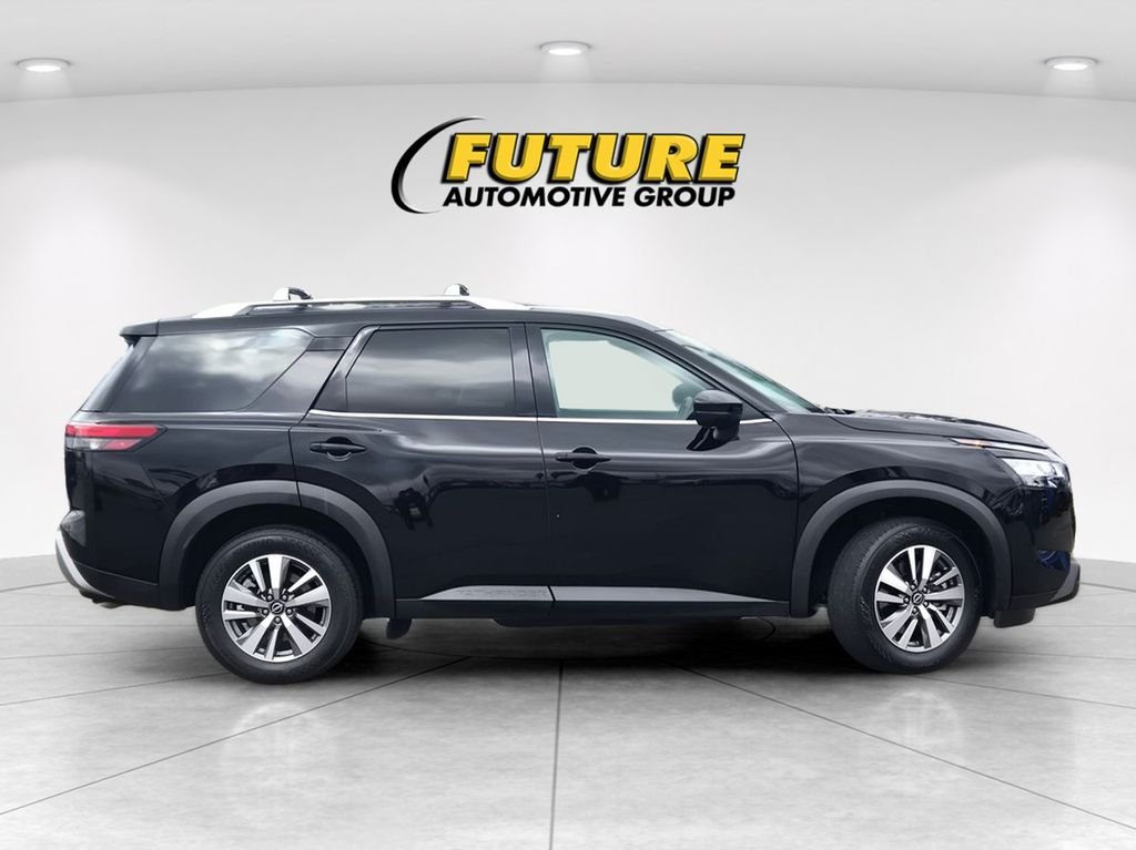 Used 2023 Black Nissan SL image 3