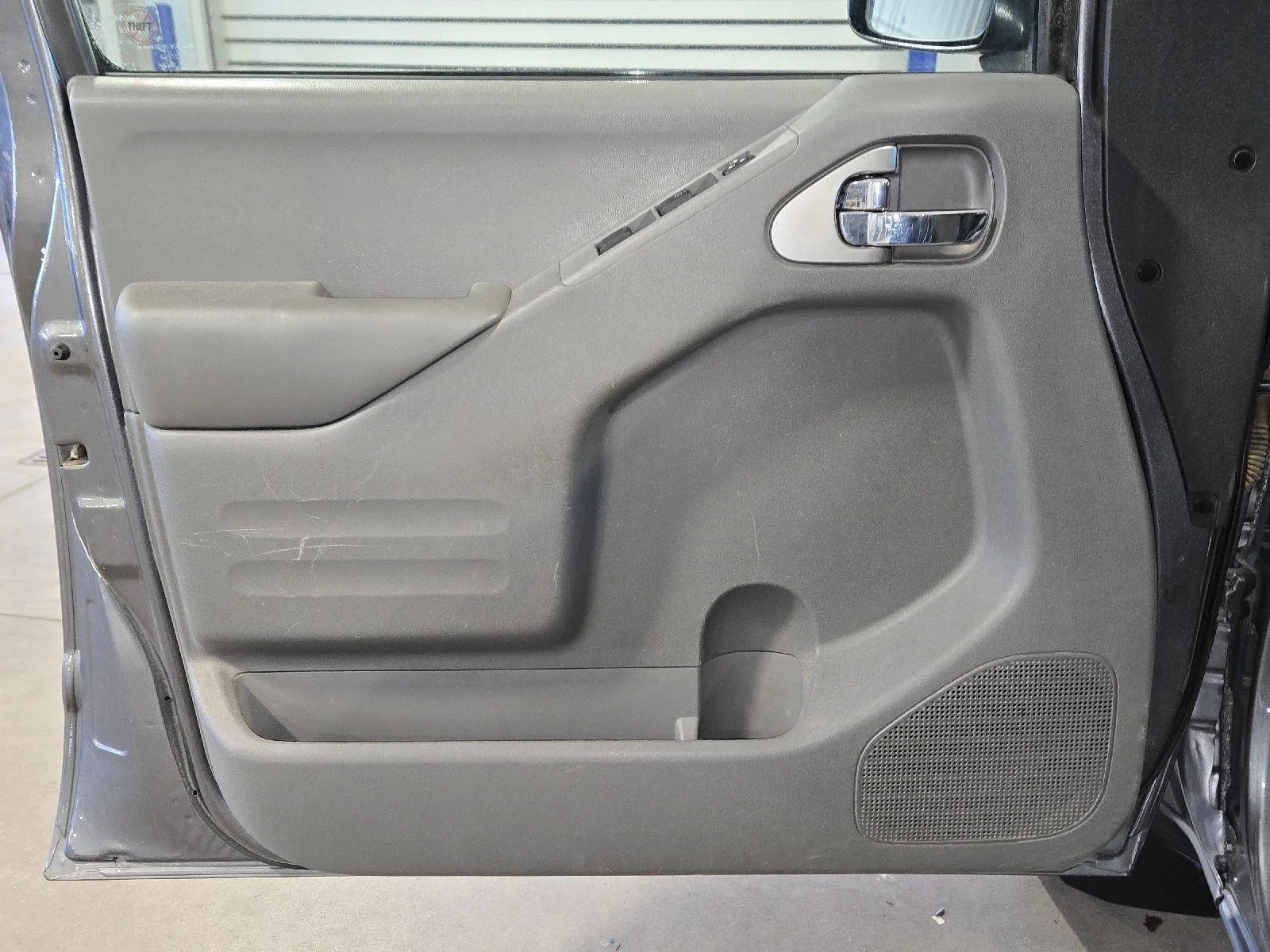 Used 2018 Gun Metallic Nissan SV V6 image 10