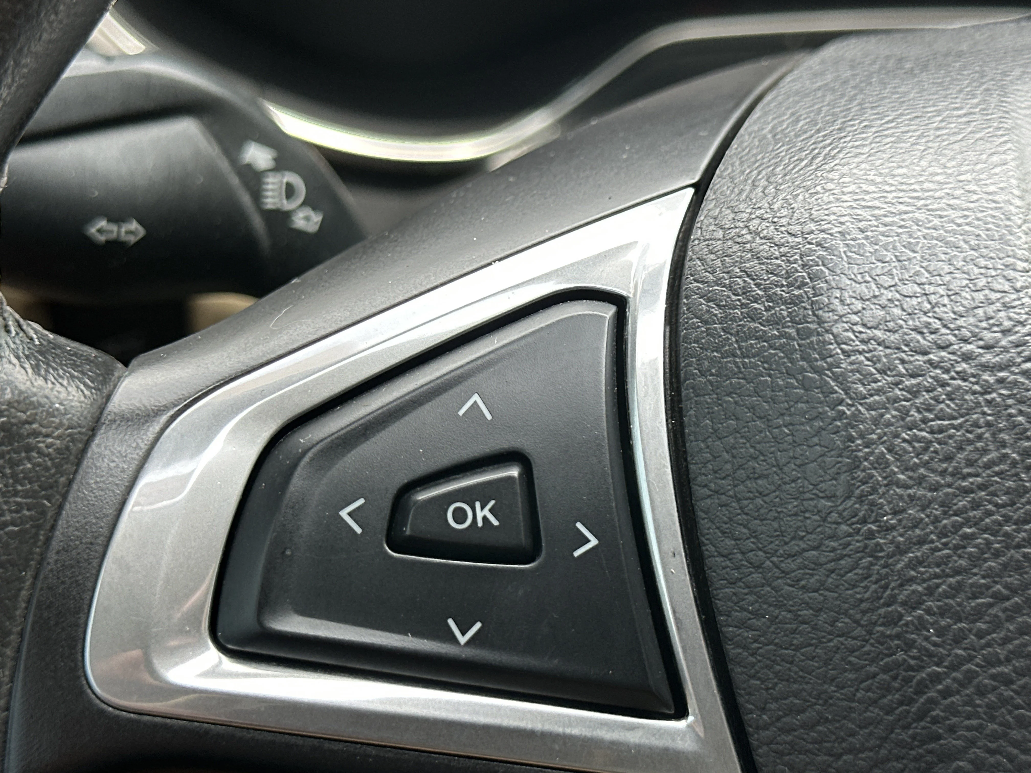Used 2014 WHITE Ford SE image 24