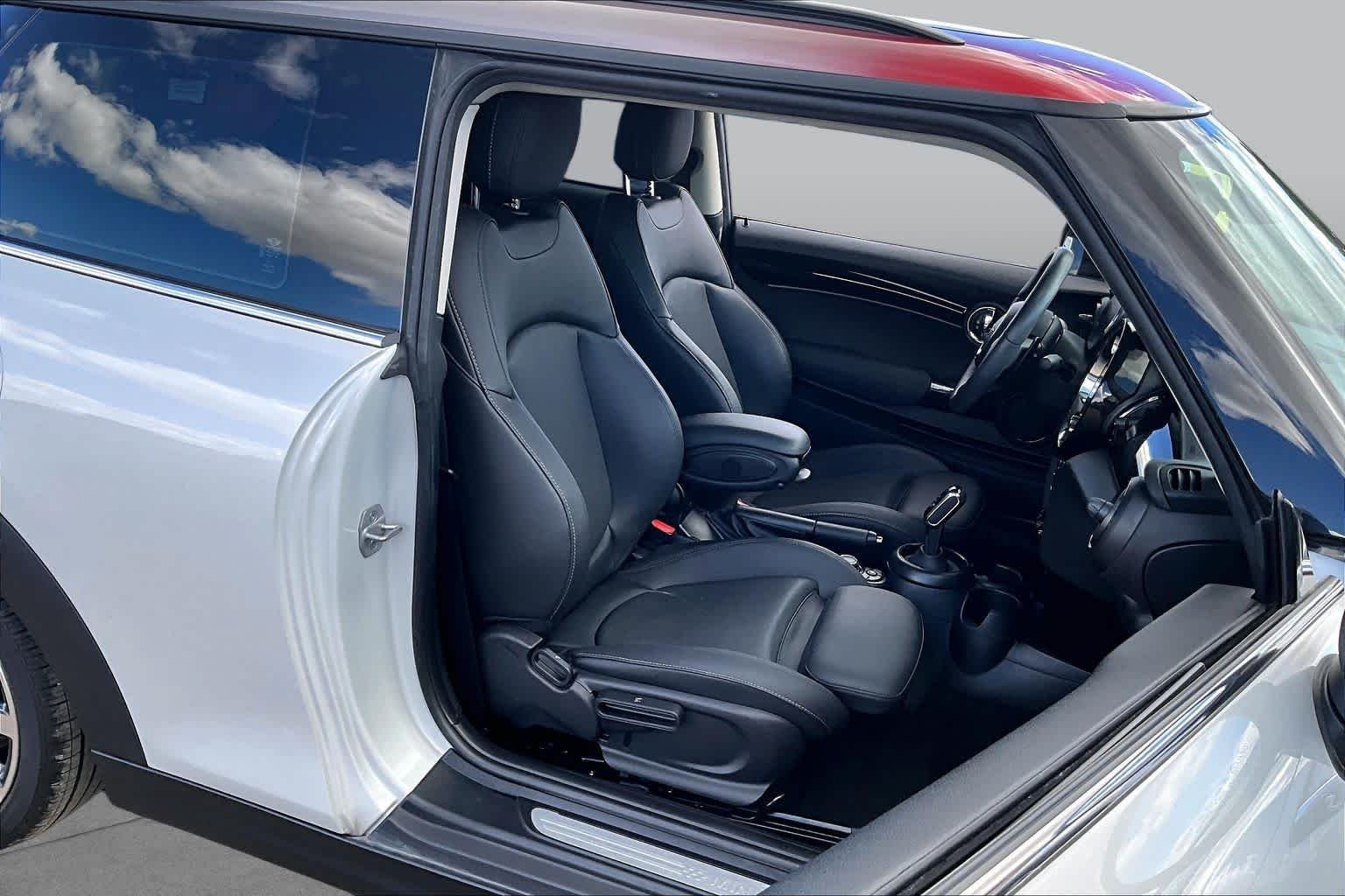 Used 2023 White Silver Metallic MINI Cooper S image 6
