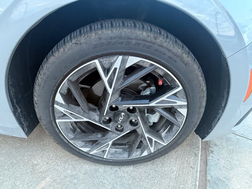 Used 2026 Gray Kia GT-Line image 9