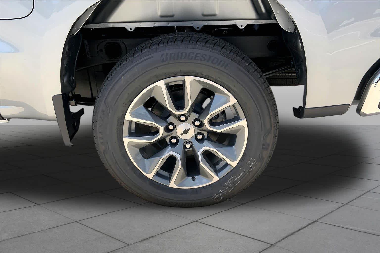 2026 Chevrolet Silverado 1500 LT - Photo 12