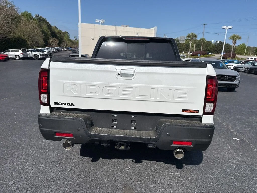 2026 Honda Ridgeline TrailSport - Photo 4
