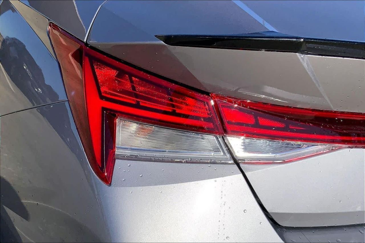 New 2026 Fluid Metal Hyundai SEL Sport Premium image 14